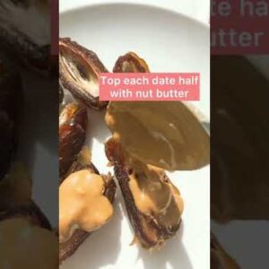 2 minute healthy snack idea (or cute dessert idea) #shorts